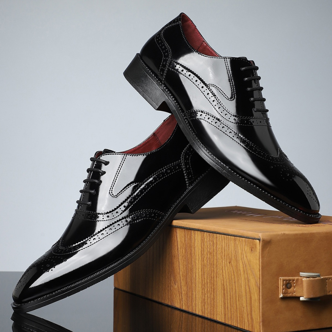 Santoni – Vintage Wingtip Brogues
