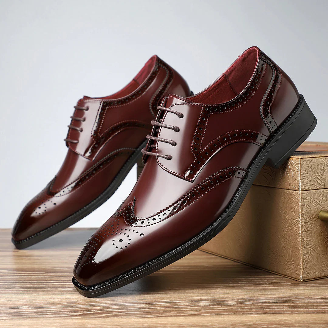 Santoni – Vintage Wingtip Brogues