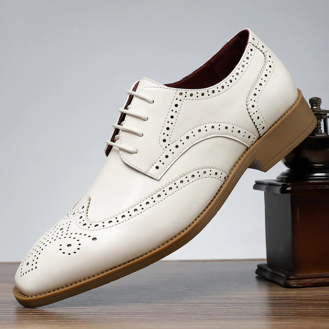 Santoni – Vintage Wingtip Brogues